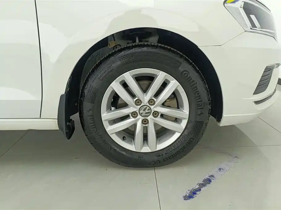Volkswagen Jetta 2017 1.4L Manual Fashion фото 6