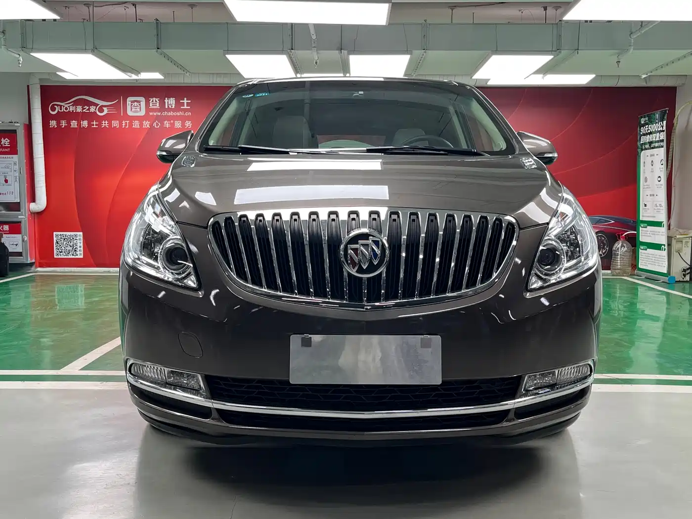 Buick GL8 2013 2.4L CT Luxury Business Comfort Edition фото 2