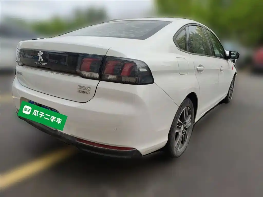Peugeot 308 2018 230THP Auto Luxury Edition фото 16