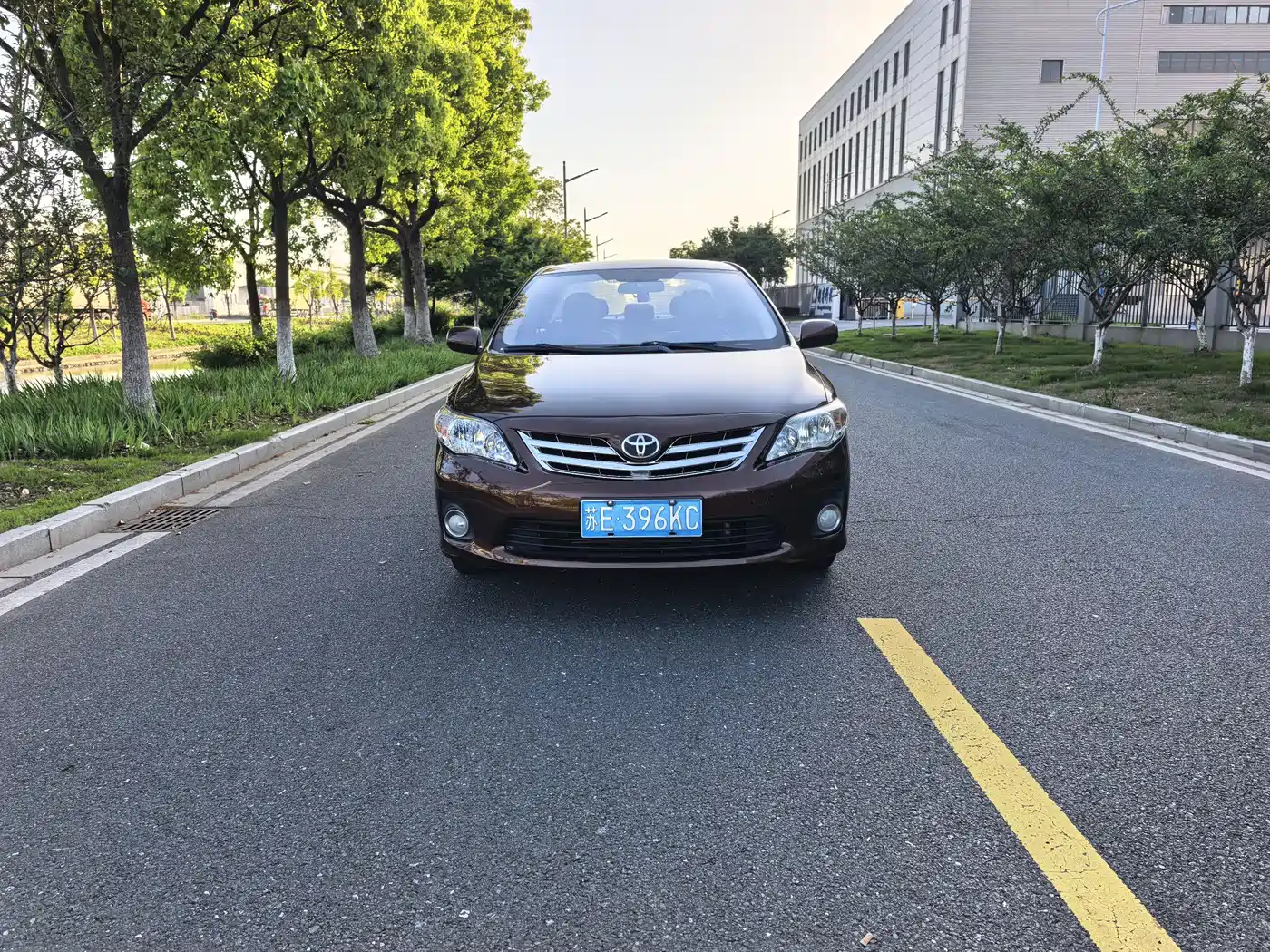 Toyota Corolla 2012 Styling Edition 1.8L Manual GL-i фото 2