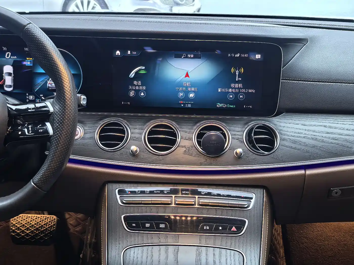 MERCEDES-BENZ E CLASS