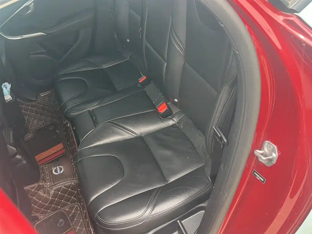Volvo V40 2018 2017 T3 Inscription