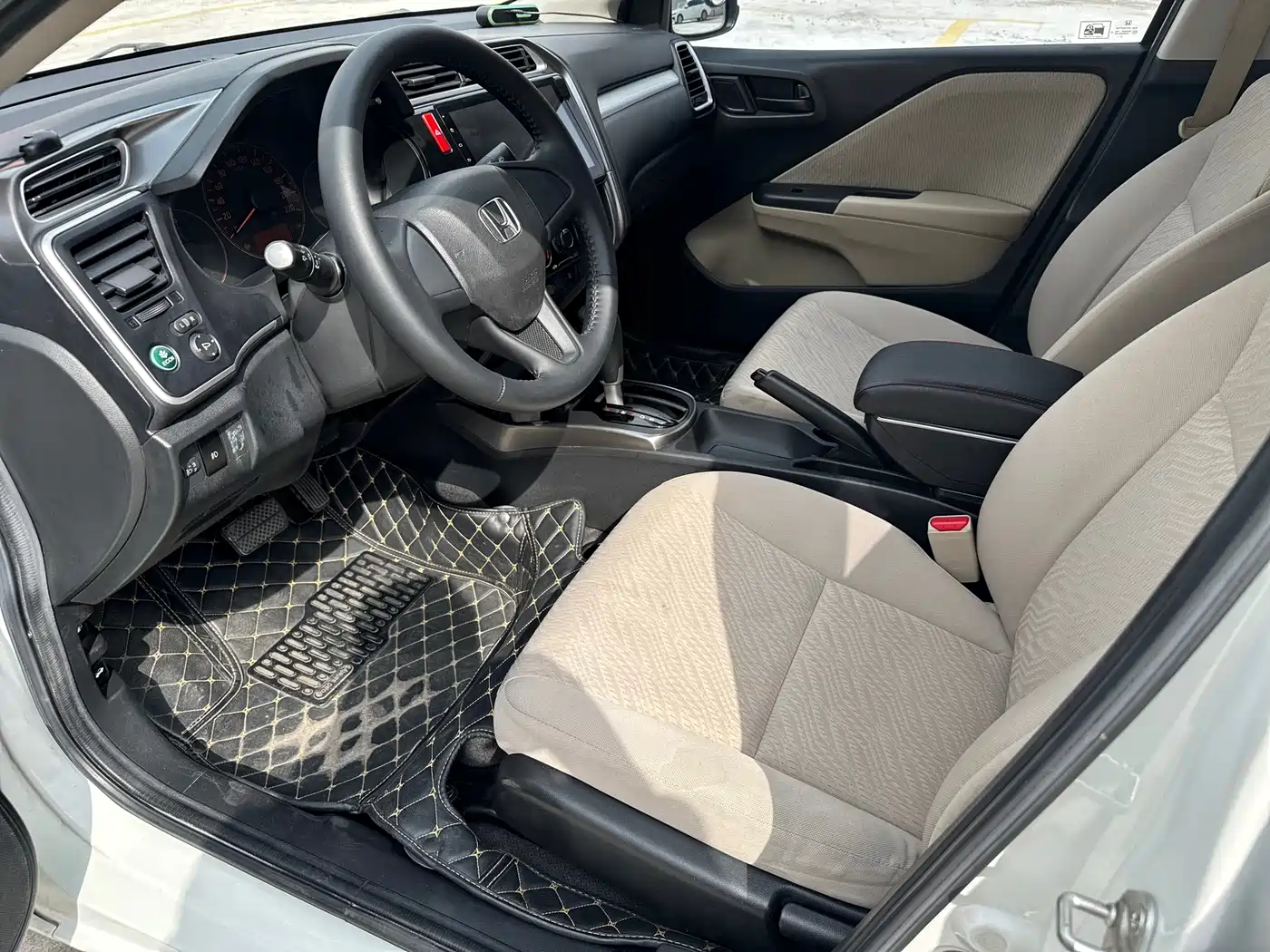 Honda Greiz 2016 2016 1.5L CVT Classic Edition