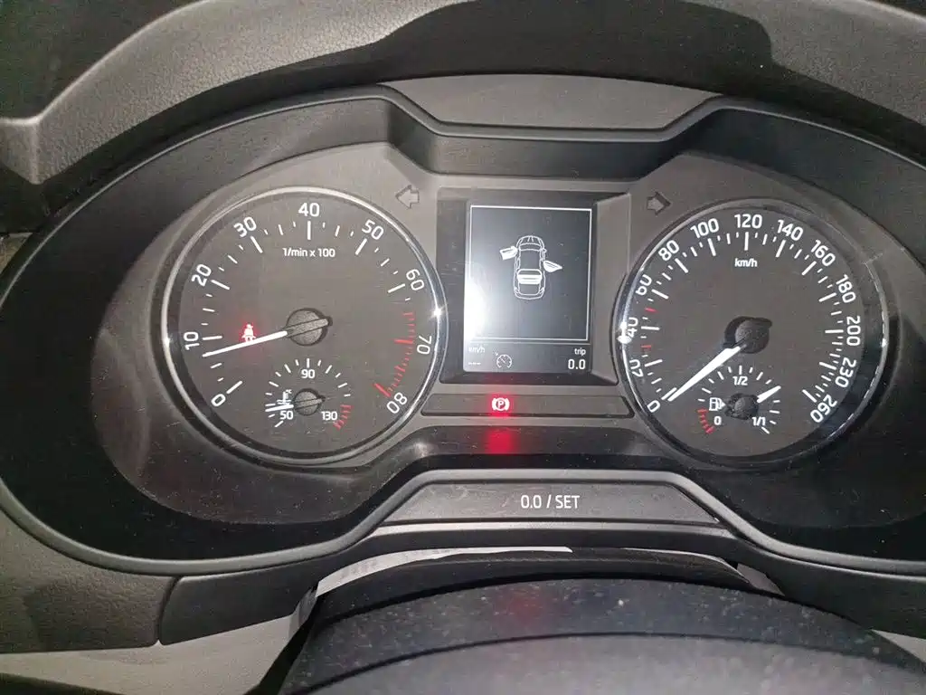 Škoda Octavia 2015 1.6L Automatic逸杰版 фото 4