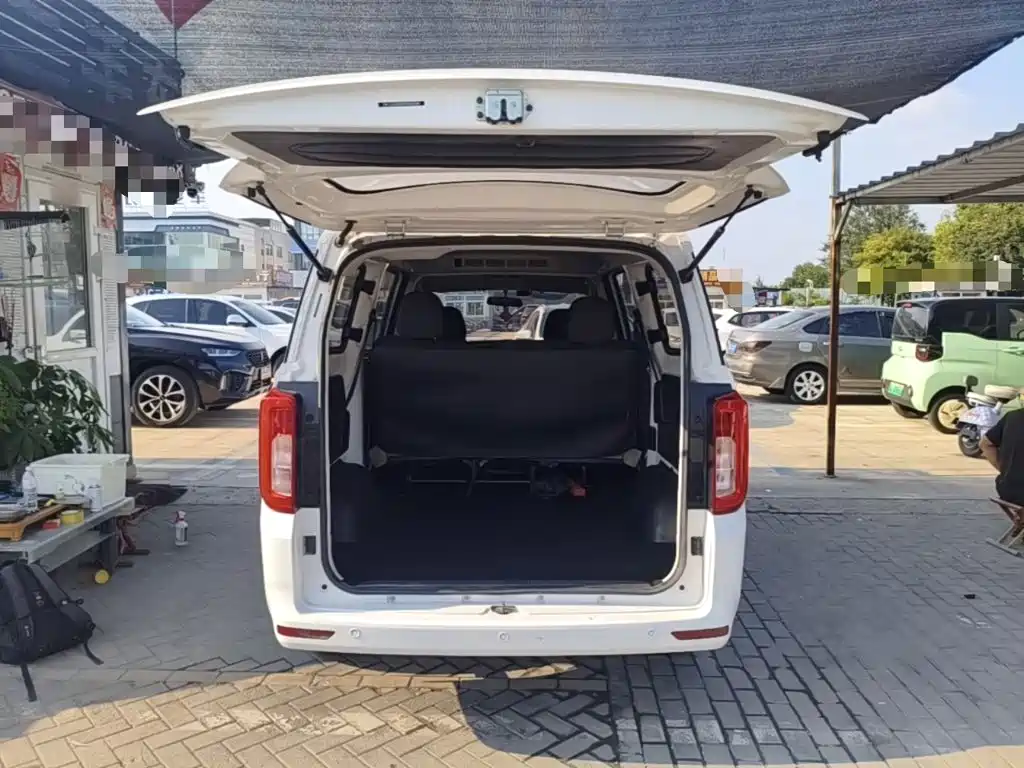 Dongfeng Fengguang Fengguang 380 2023 2022 1.5L Comfort Bus (Leaf Spring) 5-Seater