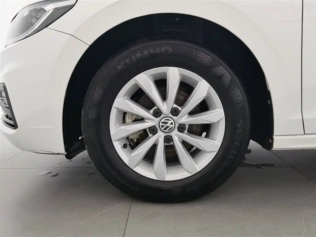 Volkswagen Bora 2019 Facelift 1.5L Manual Fashion China VI фото 17