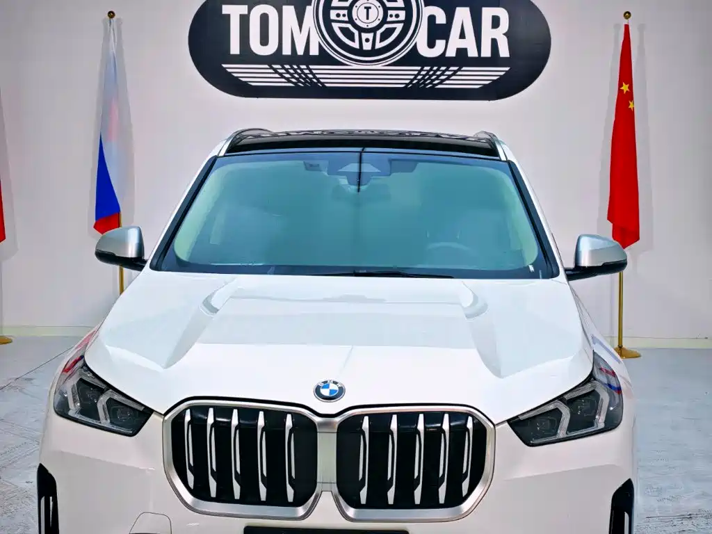 BMW X1 2024 2023 sDrive20Li X Design Package