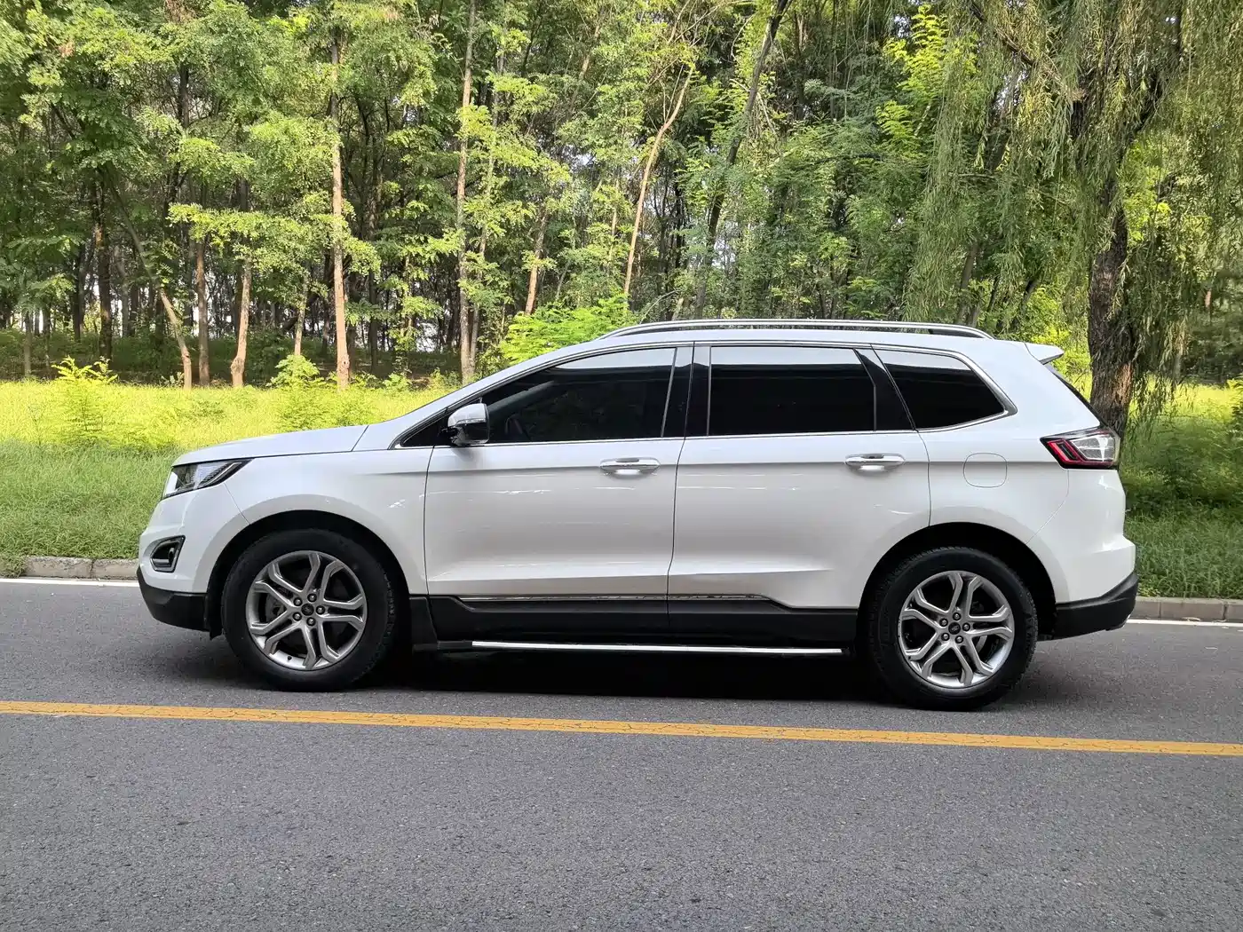 صورة 4 - Ford Edge