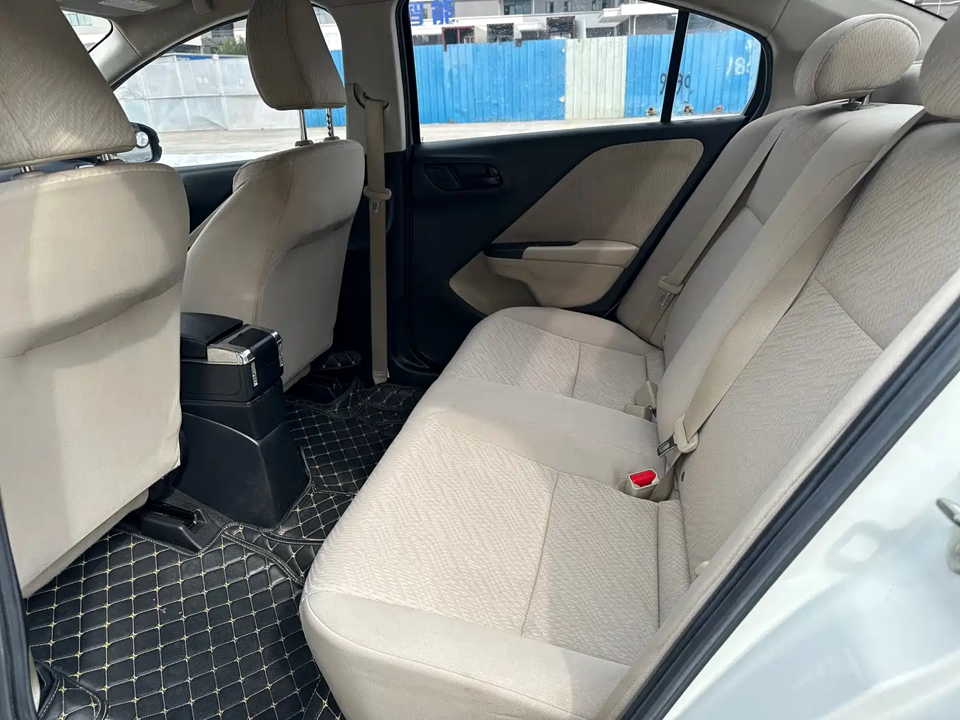 Honda Greiz 2016 2016 1.5L CVT Classic Edition