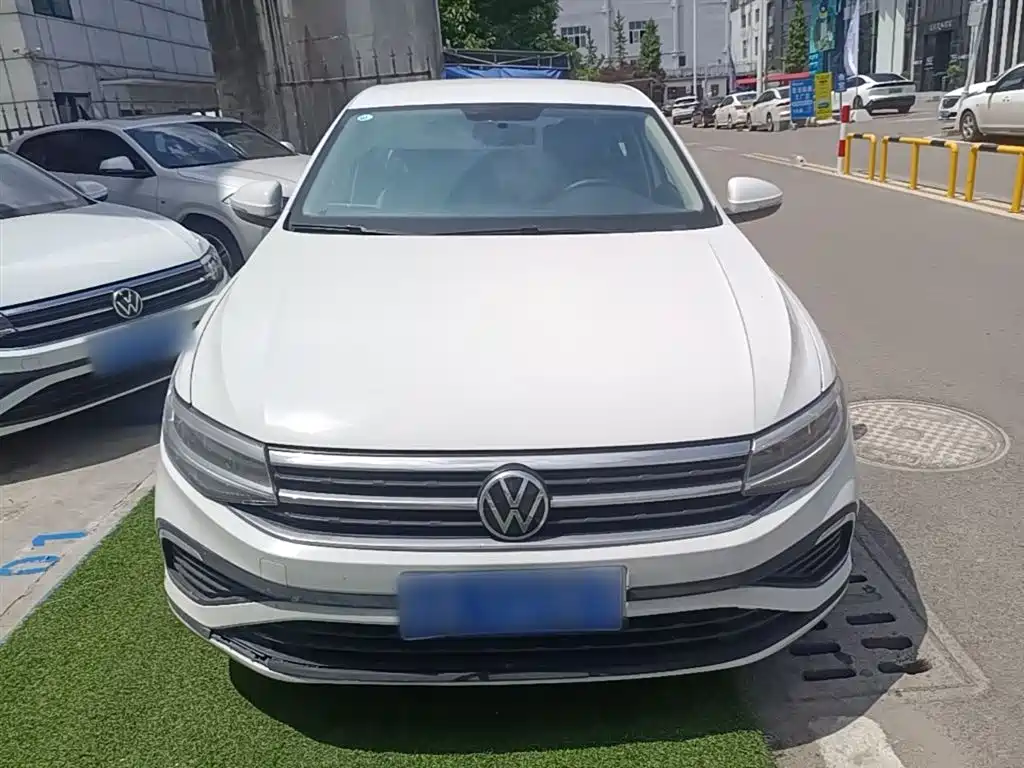 Volkswagen Bora 2024 200TSI DSG Smooth Ride Edition фото 3