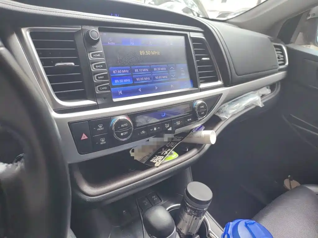 Toyota Highlander 2018 2.0T 4WD Luxury 7-seater China VI фото 6