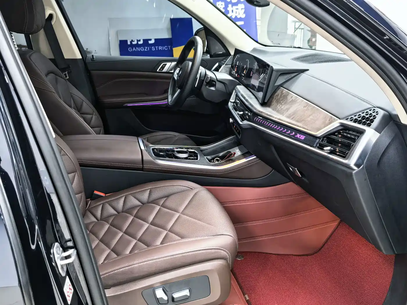 Фото 10 - BMW X5