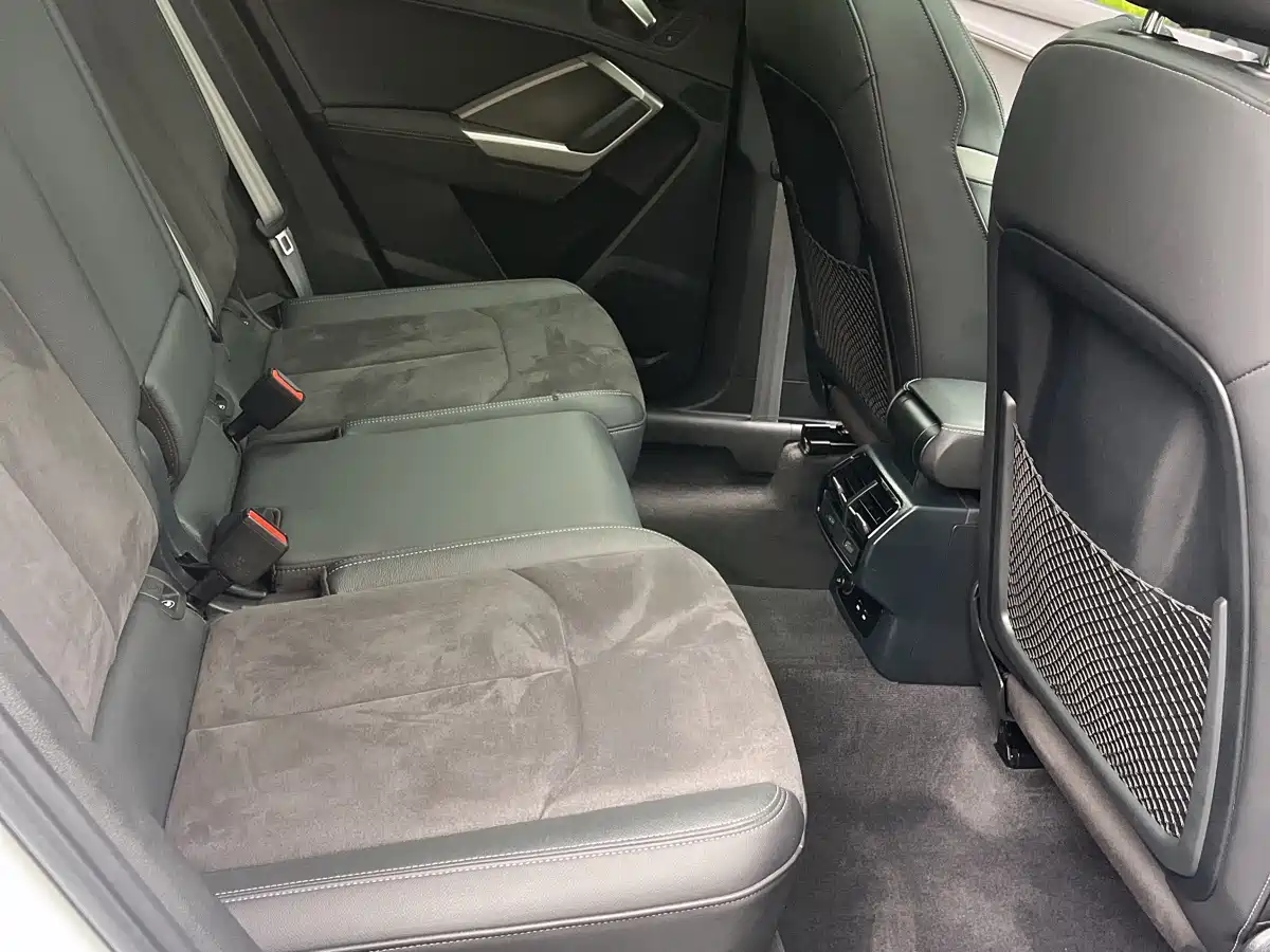 Audi Q3 2023 35 TFSI Fashion Dynamic (1.4T) фото 14