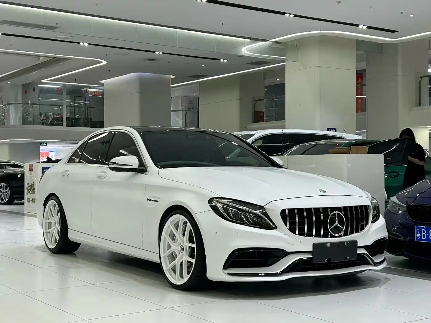 Mercedes-Benz C-Class AMG 2015 AMG C 63 фото 3