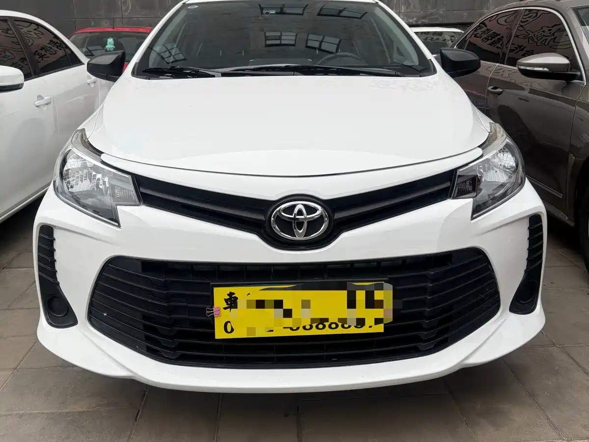 Toyota Vios 2021 1.5L Manual Chuangxing Edition фото 2