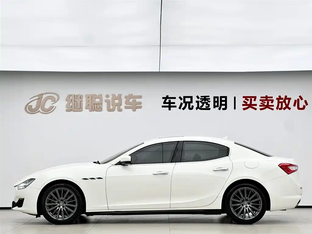 Photo 3 - Maserati Ghibli