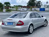 صورة 3 - Mercedes-Benz E-Class