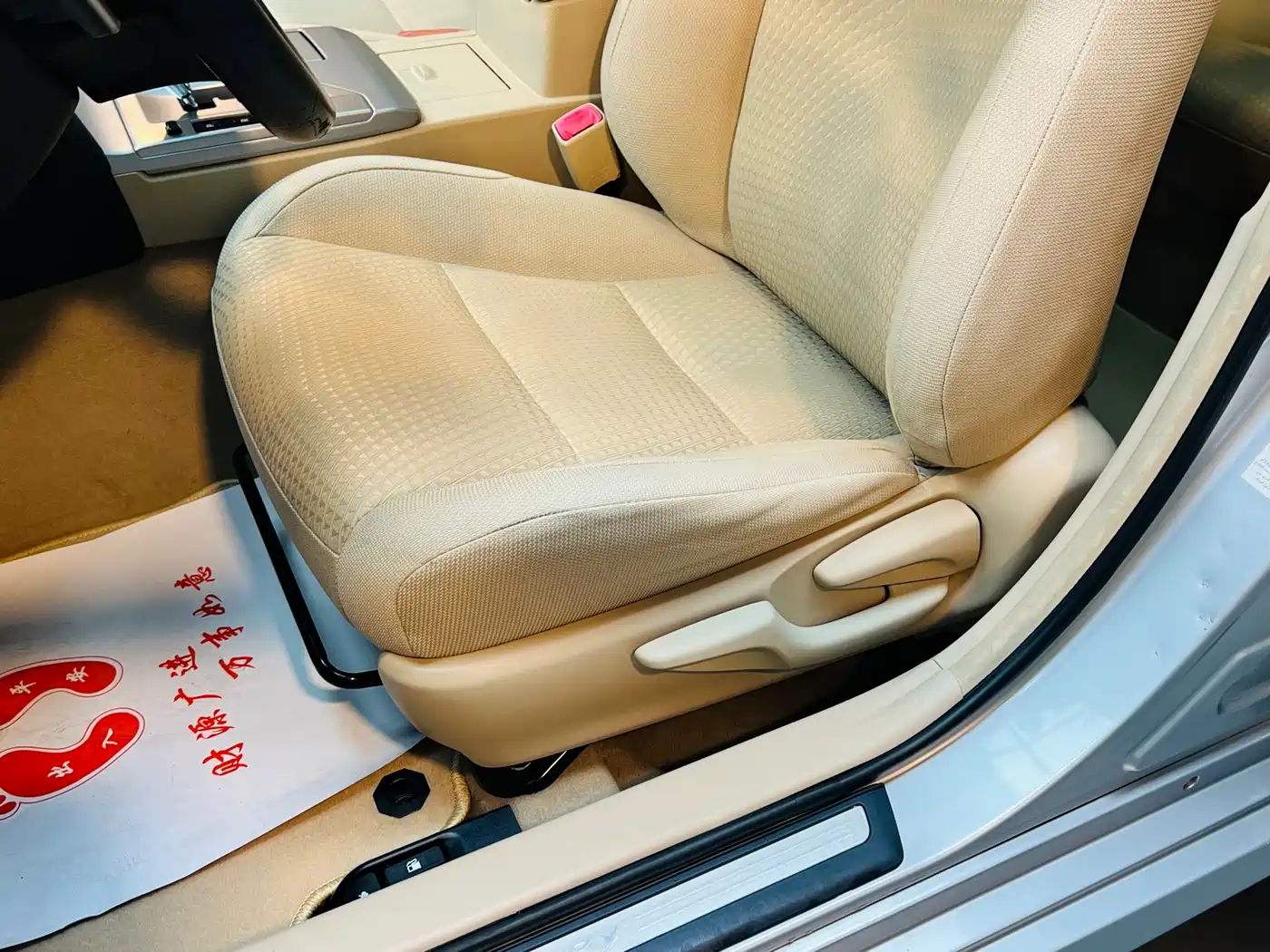 Toyota Camry 2012 Junrui 2.0S Dynamic Edition фото 13