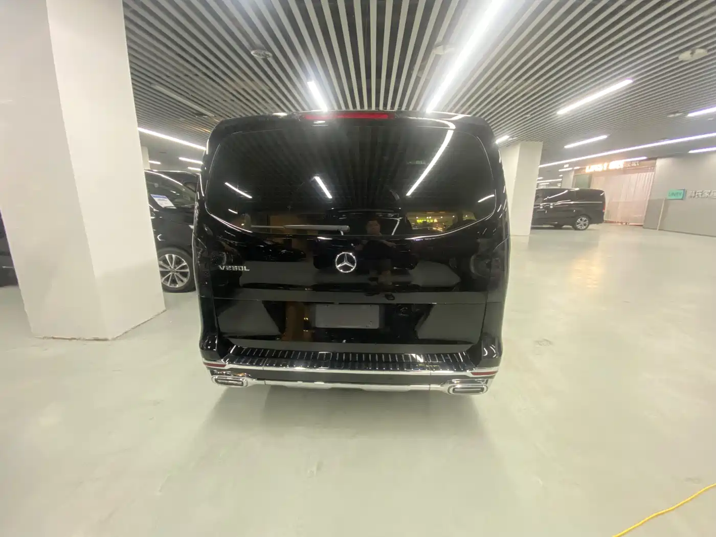 Mercedes-Benz V-Class 2021 V 260 Premium Edition фото 21