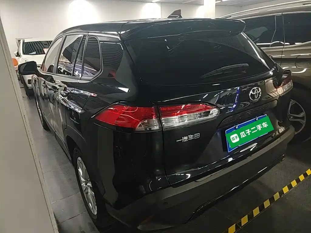 Toyota Corolla Cross 2023 2.0L Pioneer Edition фото 5