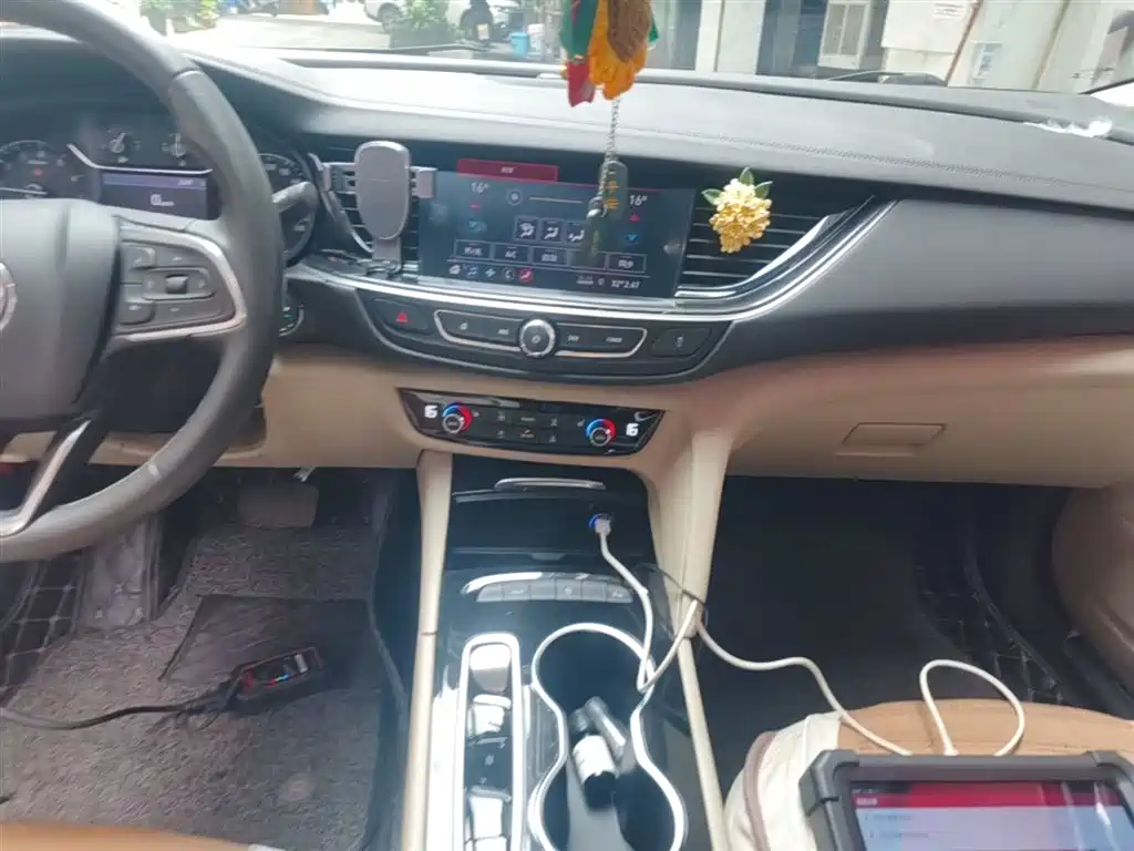 Buick Regal 2020 552T Elite фото 13