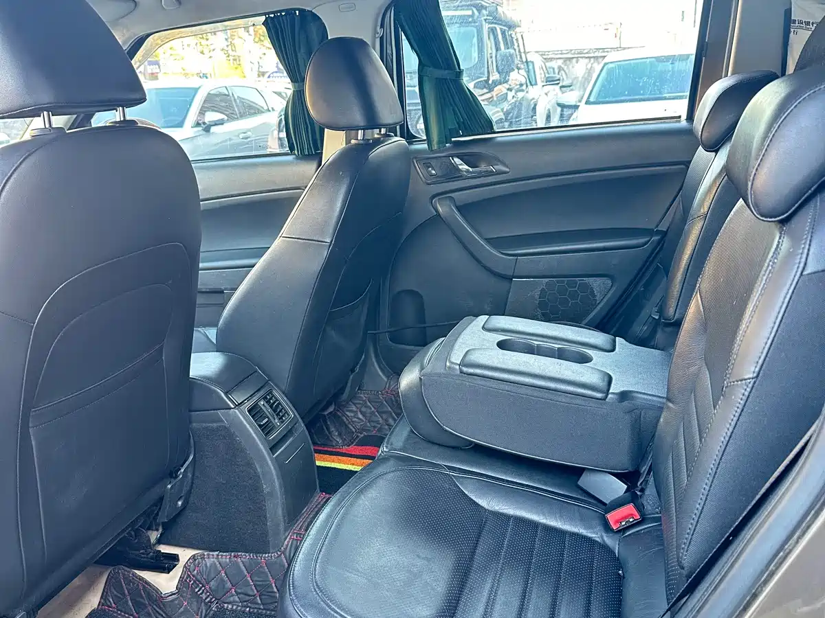 Škoda Yeti 2014 1.8TSI DSG Off-Road Edition фото 7