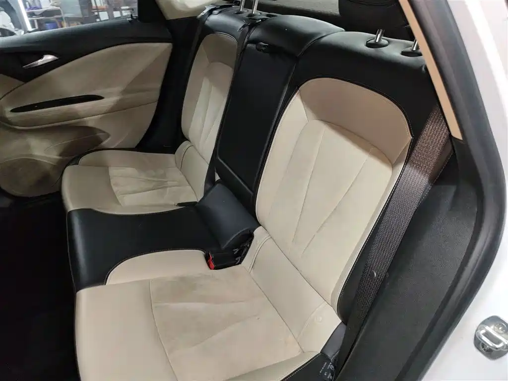 Buick Verano 2019 Sedan 15S Auto Leading фото 14