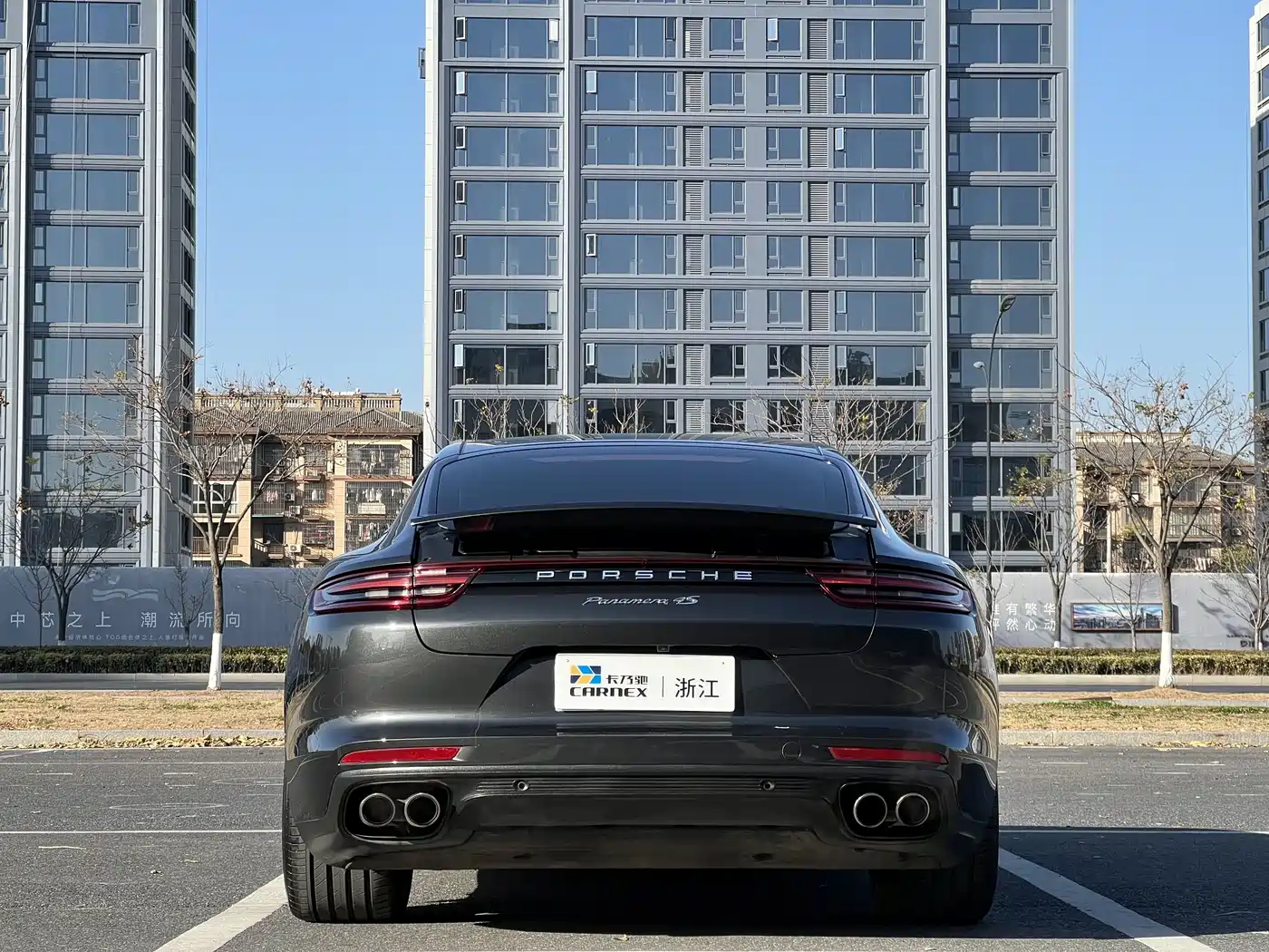 Porsche Panamera 2017 Panamera Executive Long Wheelbase 3.0T фото 4