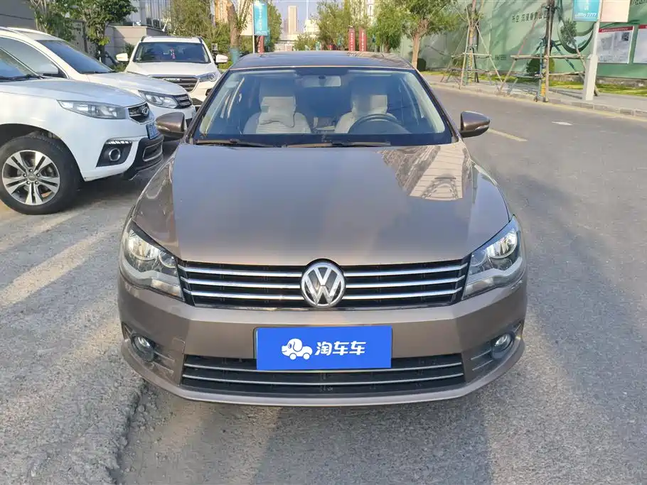 Volkswagen Bora 2014 1.6L Automatic Comfort Edition фото 2
