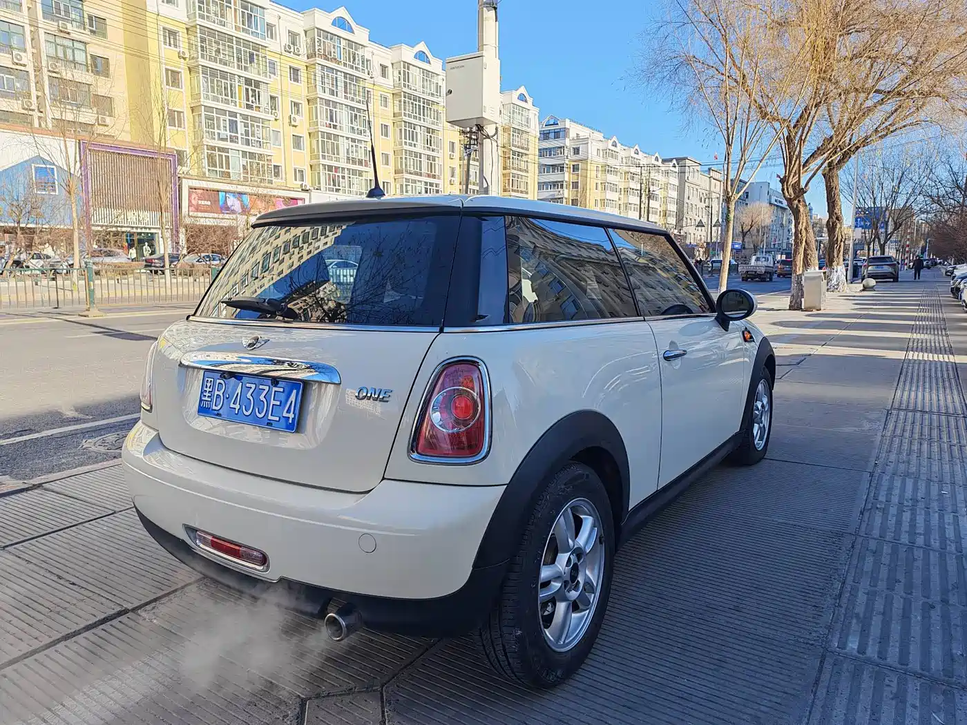 MINI MINI 2013 2011 1.6L ONE