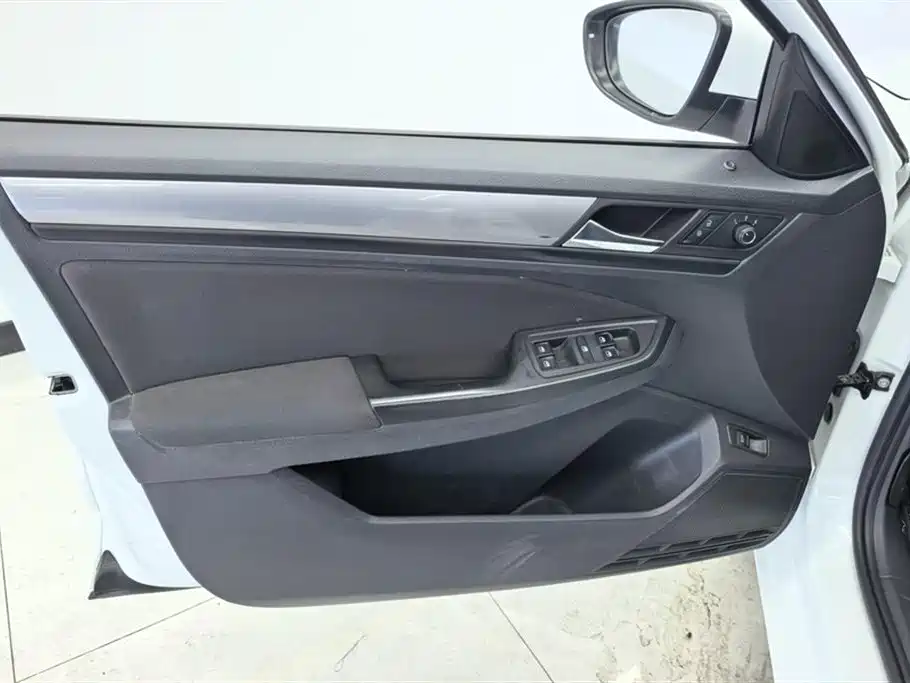 Volkswagen Bora 2019 Facelift 1.5L Automatic Fashion China V фото 7