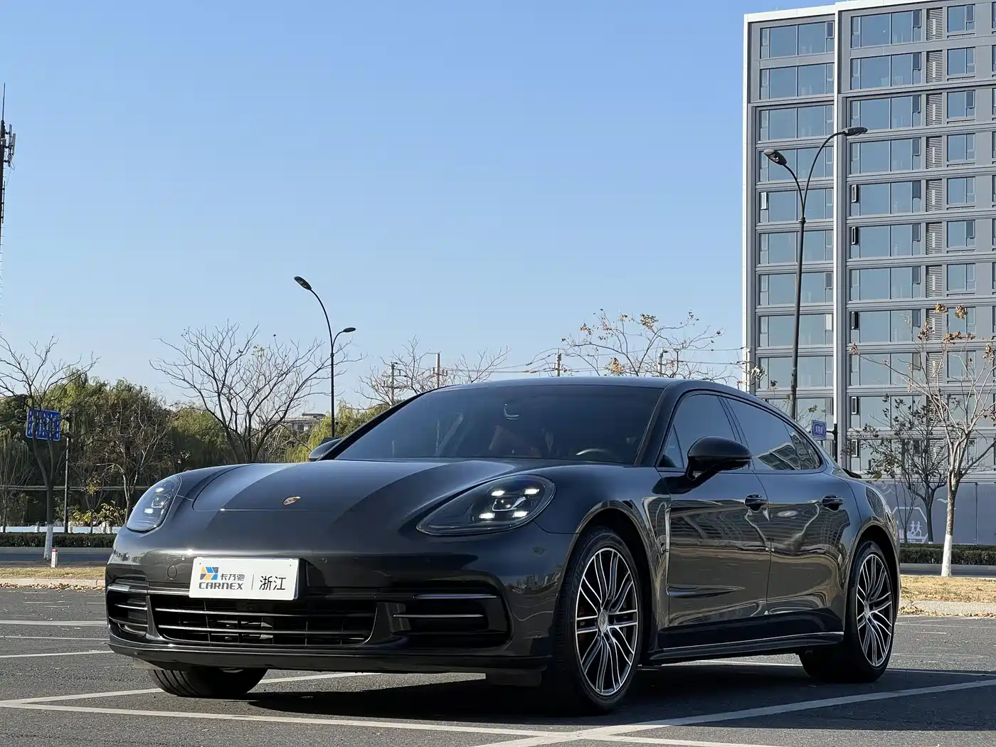 Porsche Panamera 2017 Panamera Executive Long Wheelbase 3.0T