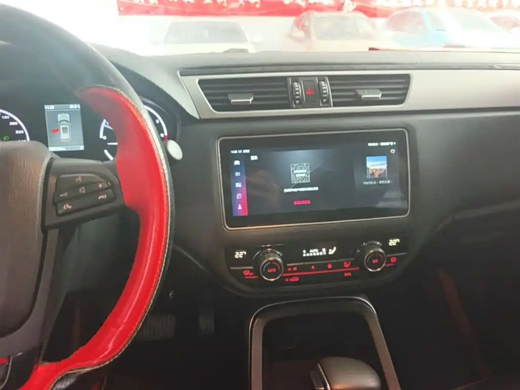 Qoros 5 2020 2019 1.6T Automatic Zhiyun Internet (AliOS) Premium Edition
