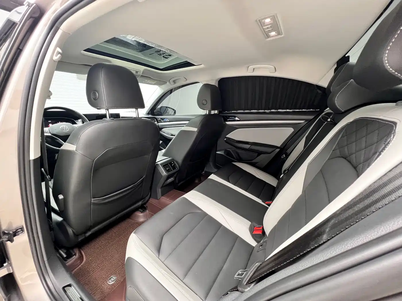 Volkswagen Bora 2023 280TSI DSG Prestige Edition фото 8