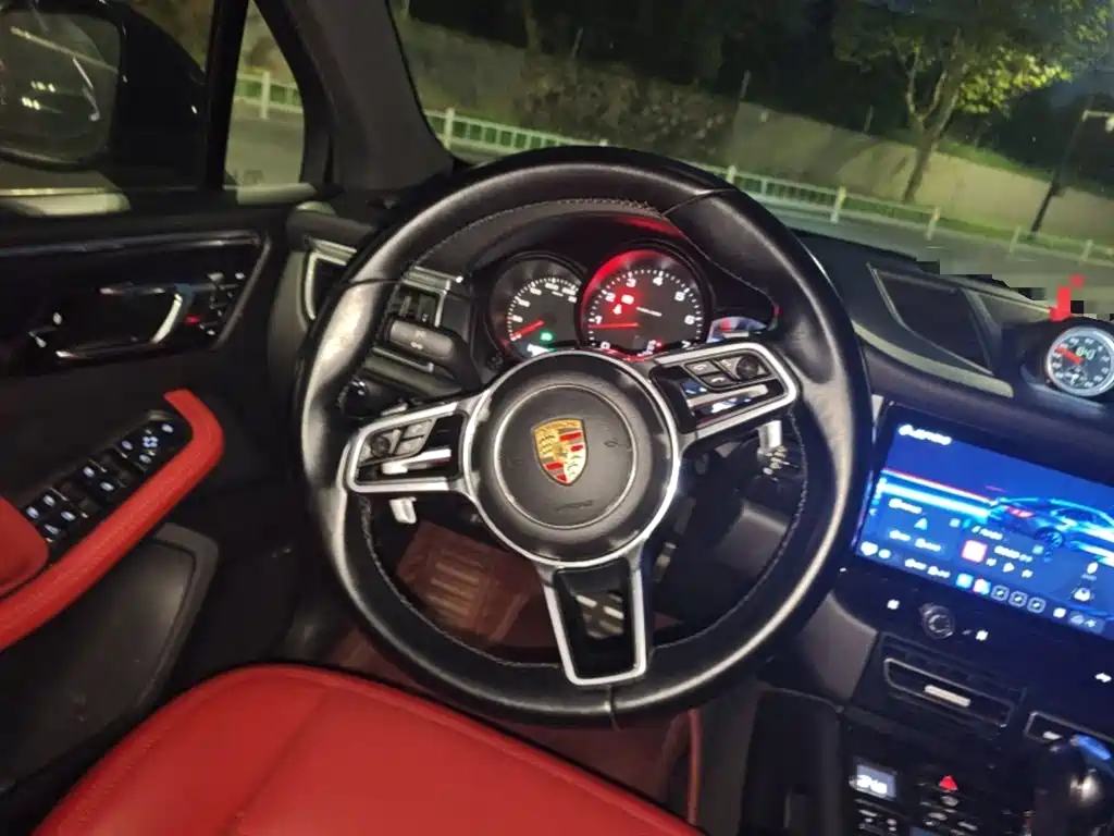 Porsche Macan 2014 Macan 2.0T фото 3