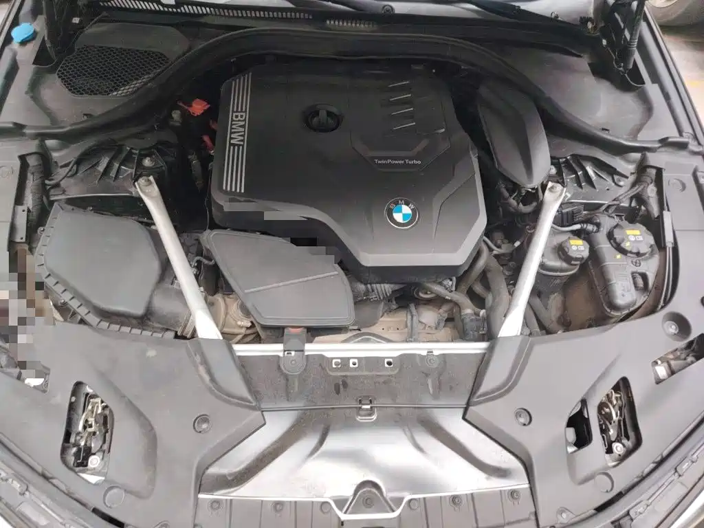 Photo 11 - BMW 5 Series
