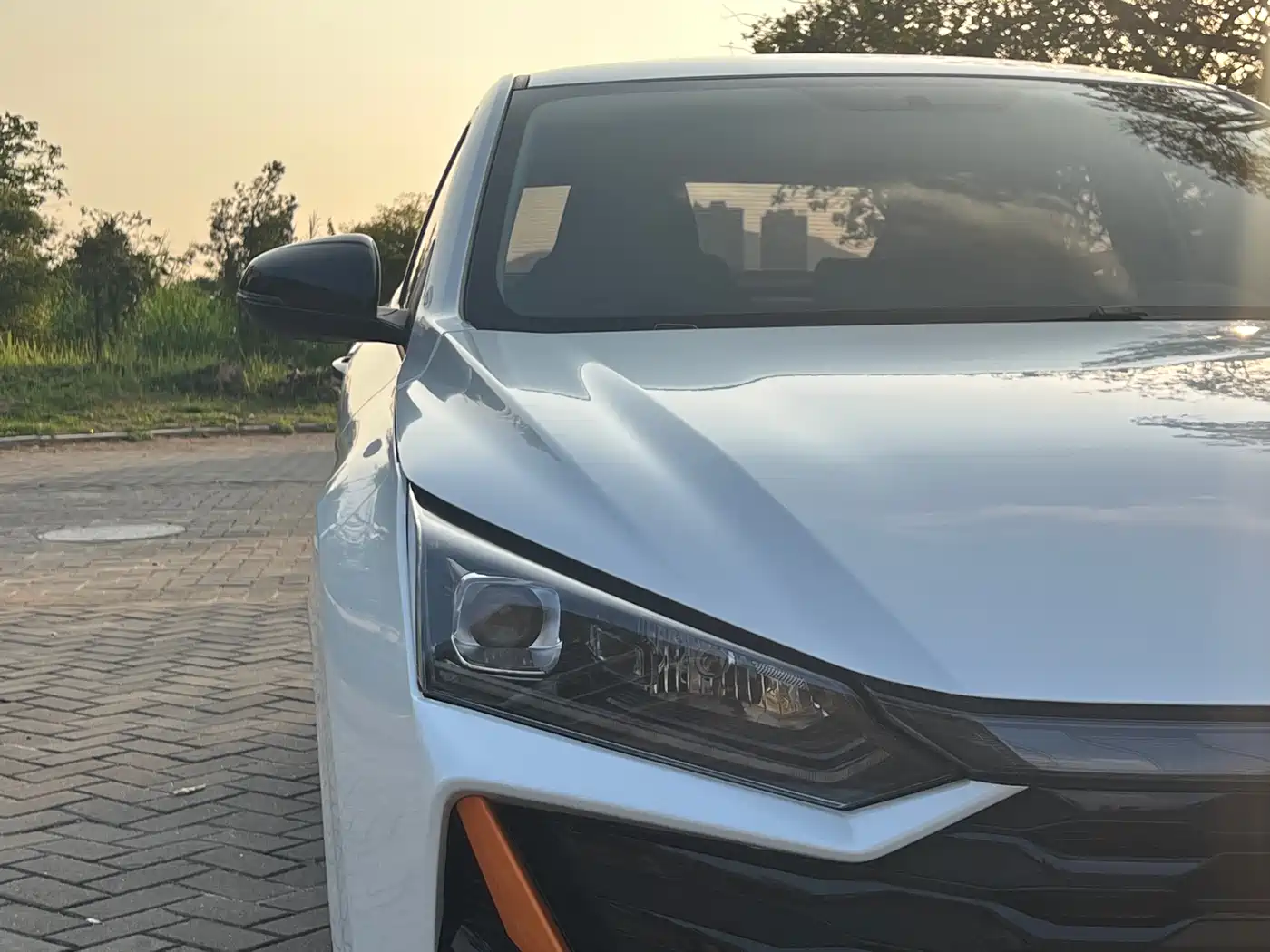 DONGFENG YI HYUN