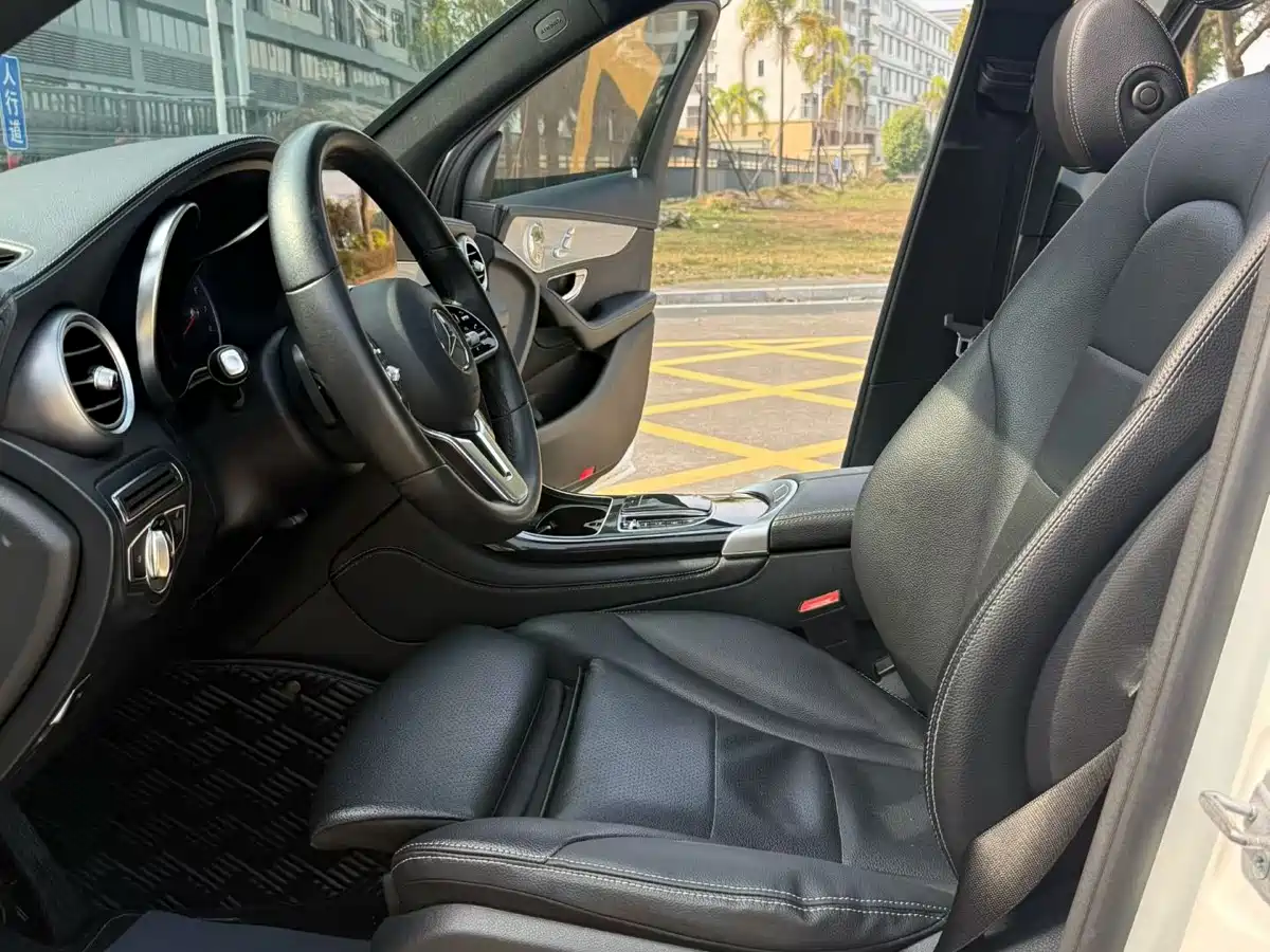 Mercedes-Benz GLC 2020 GLC 260 L 4MATIC Dynamic фото 4