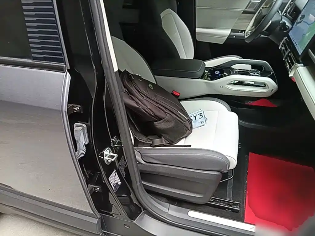 iCAR 03 2024 2024 Model 472km AWD Long Range Edition