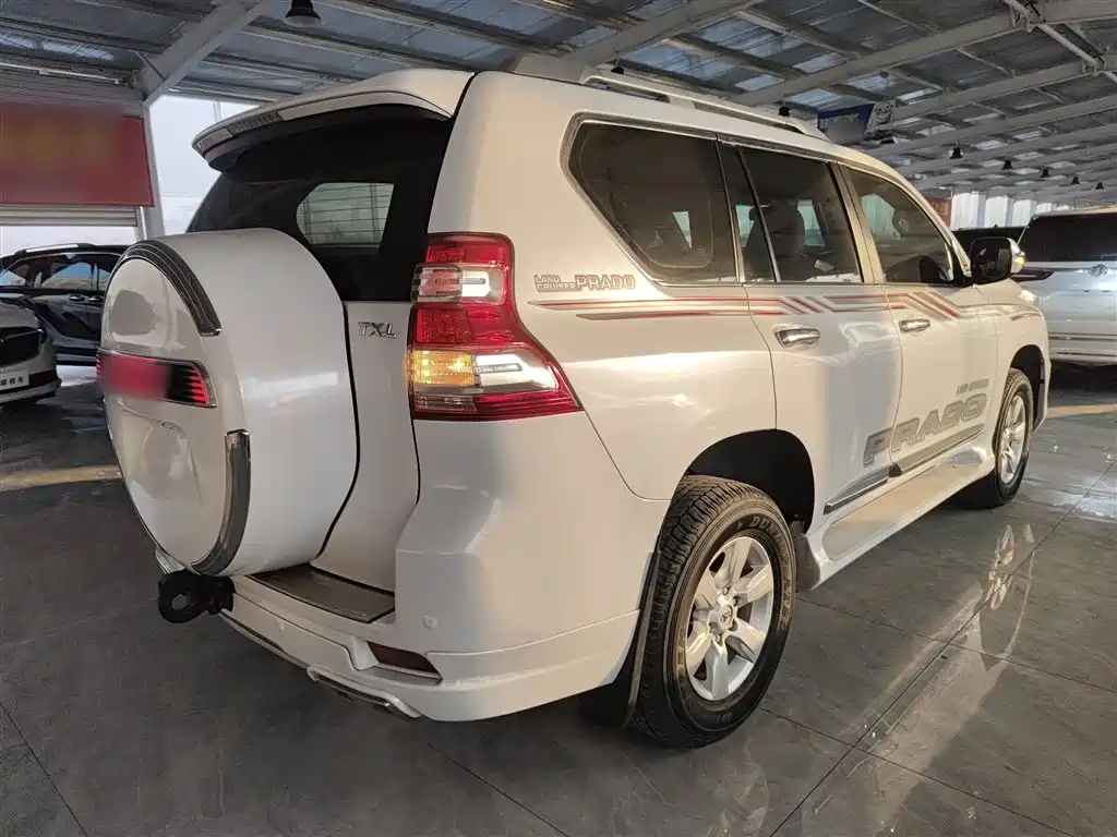 Toyota Prado (Import) 2014 2.7L Automatic Luxury фото 7
