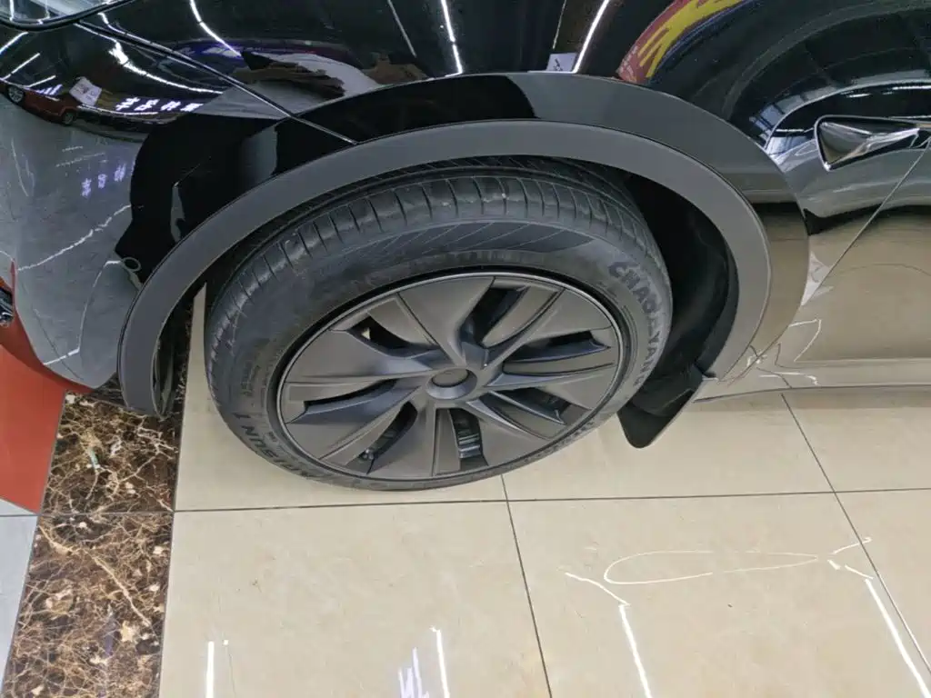 Фото 23 - Tesla Model Y
