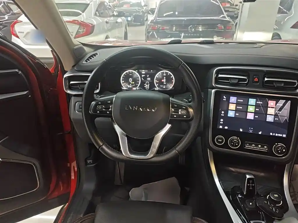 Lynk & Co 01 2019 2.0T AWD Pro Edition China V фото 11