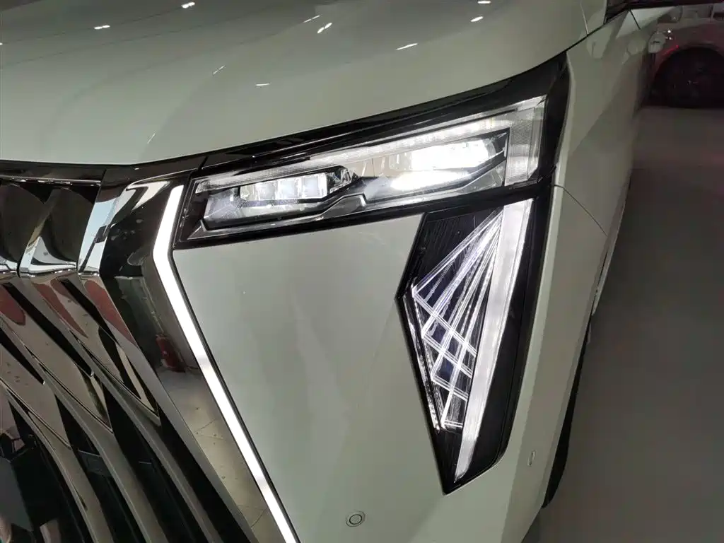 GAC Trumpchi Trumpchi M8 2024 Model Grandmaster Series 400T Pioneer Edition фото 15