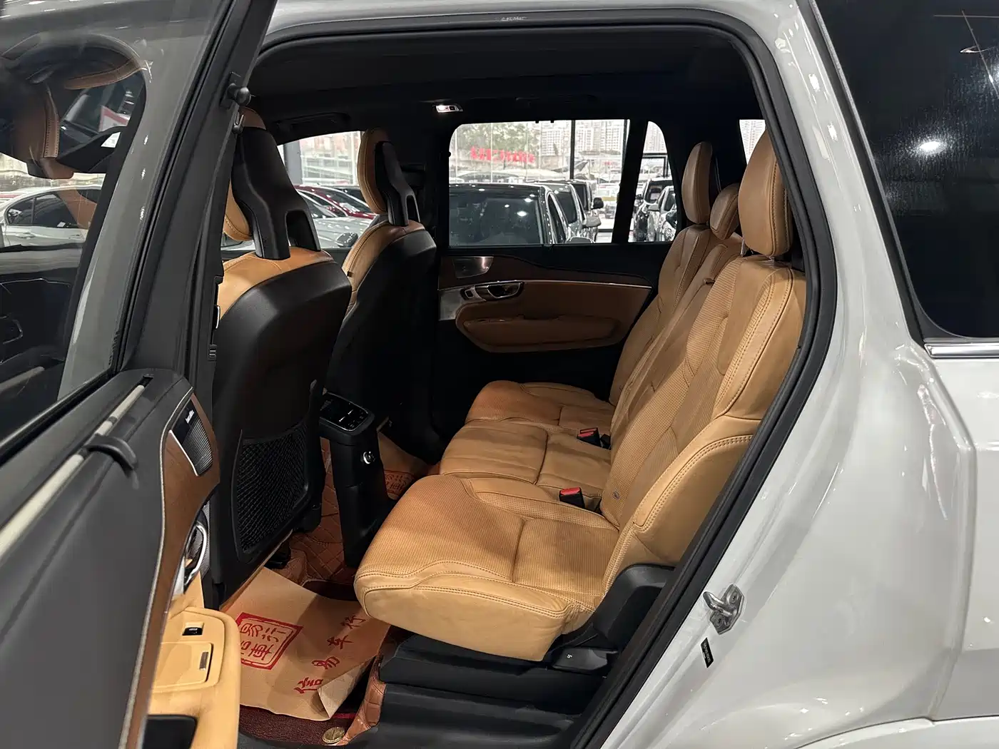 VOLVO XC90 PLUG IN HYBRID