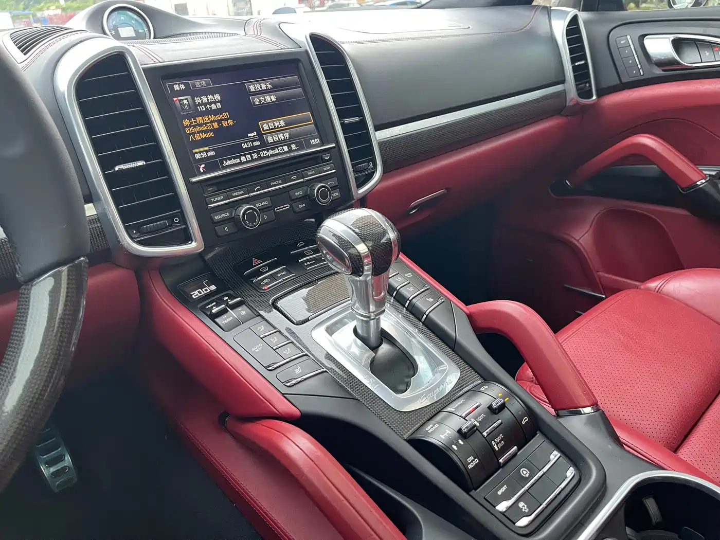Фото 5 - Porsche Cayenne