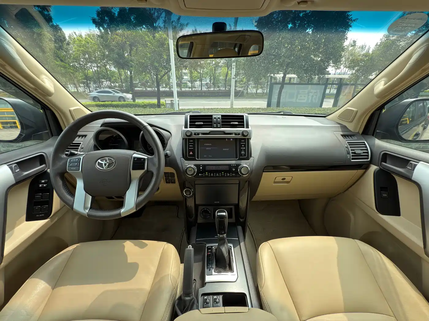 Toyota Prado 2016 2.7L Auto Standard Edition фото 8