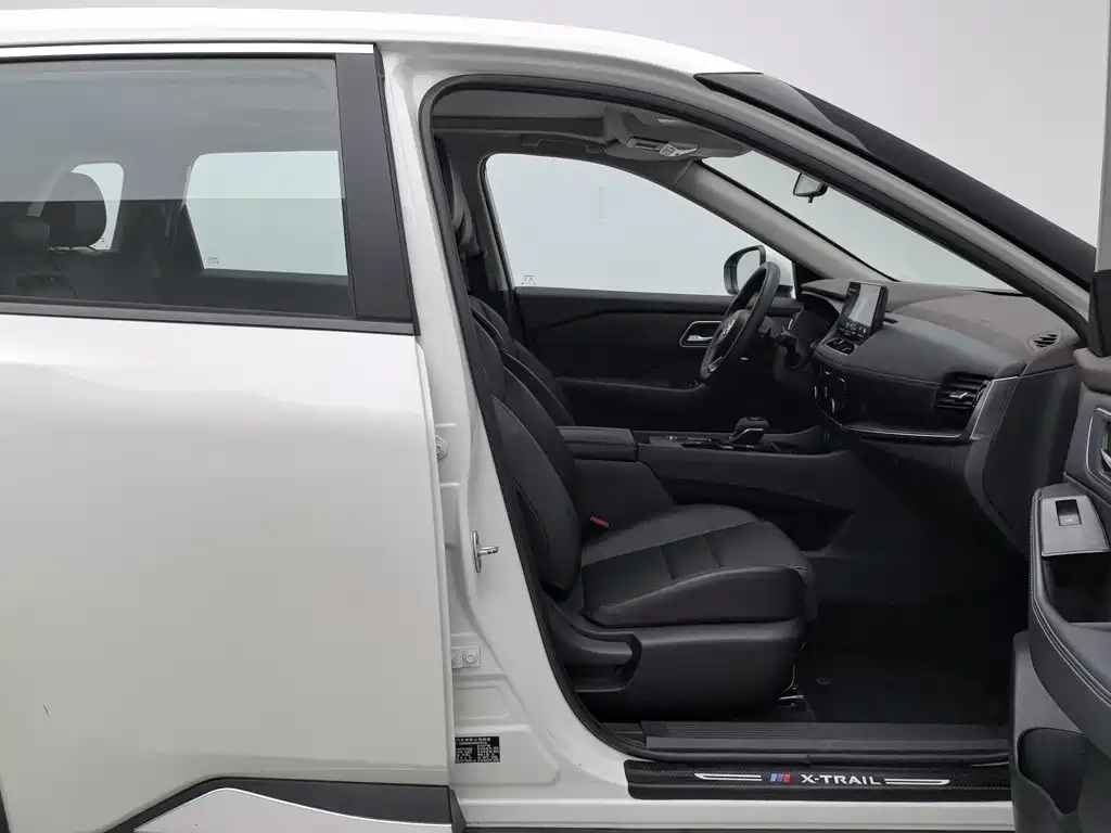 Фото 23 - Nissan X-Trail