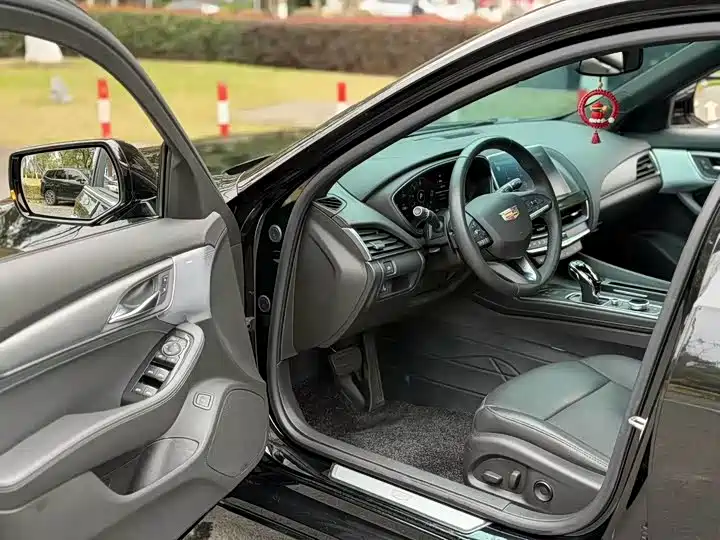 Cadillac CT5 2023 28T Luxury Style (Standard Edition) фото 5