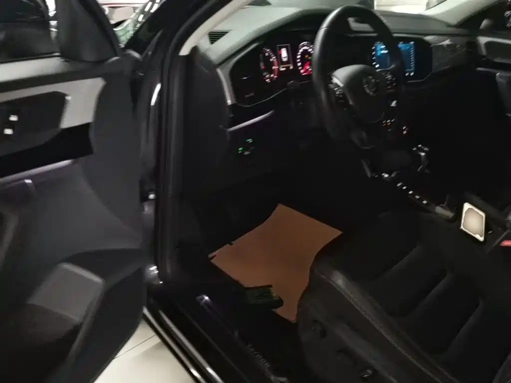 Volkswagen Tayron 2019 330TSI 2WD Luxury China VI фото 16