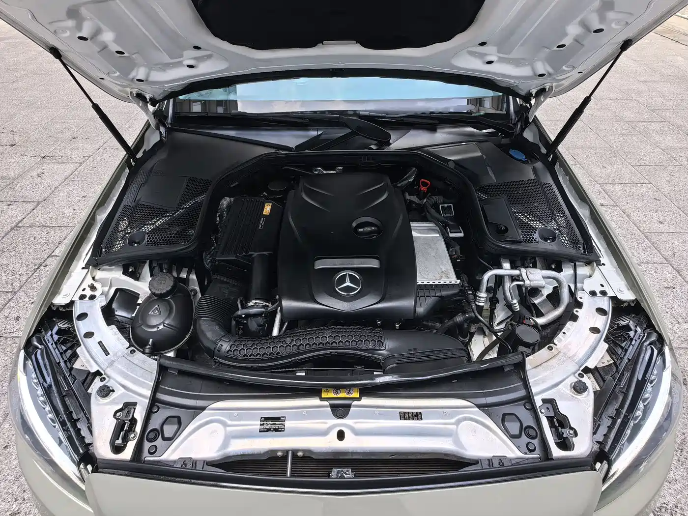 Mercedes-Benz C-Class 2017 C 180 L Sport фото 12